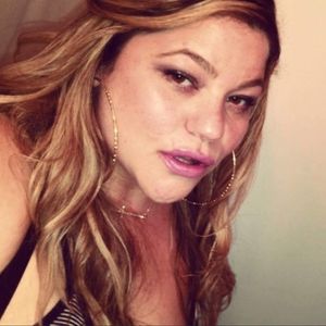 Meet your Posher, Traci